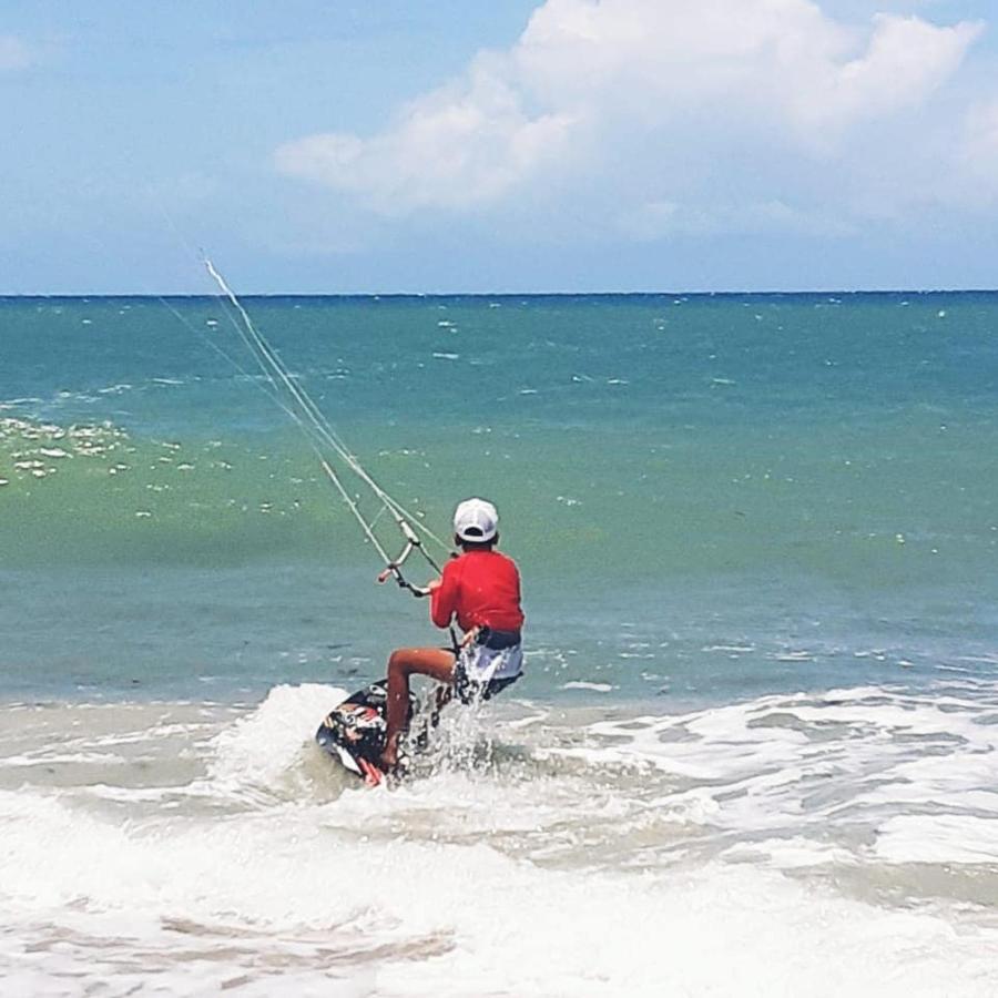 Casa Meus Amigos Kitesurf In The Center Of Cumbuco Hotell Eksteriør bilde